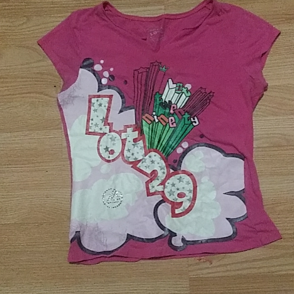 Pink lot 29 graphic t